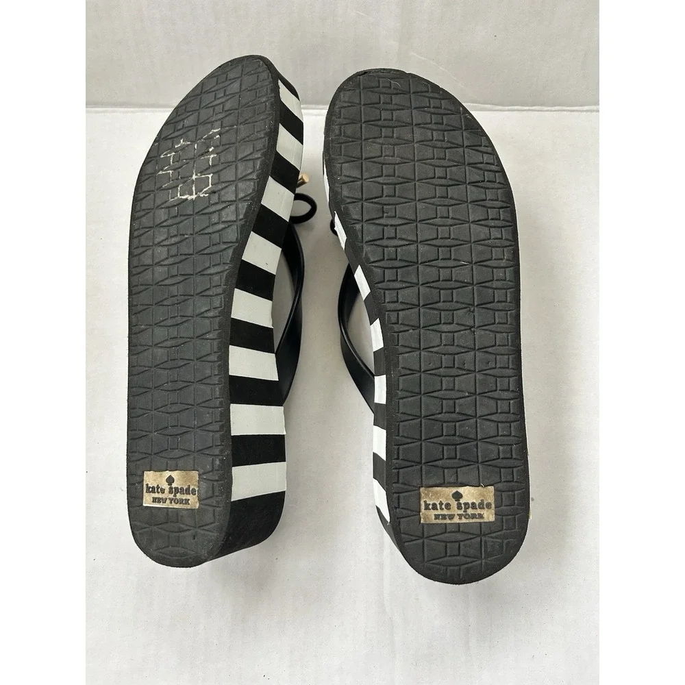KATE SPADE Black & White Striped Platform Wedge Flip Flop Sandals Womens 9M - Picture 4 of 5